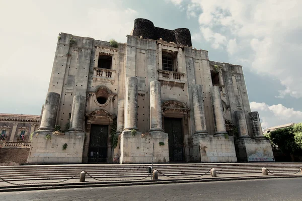 Chiesa di San Nicolo All 'Arena in Catania — стоковое фото