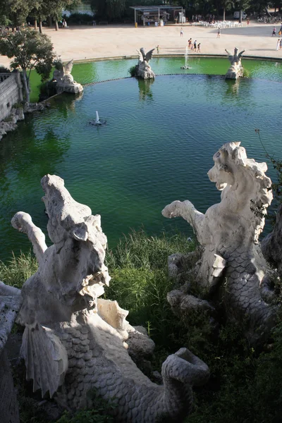 Fontana a Parc De la Ciutadella a Barcellona, Spagna — Foto Stock