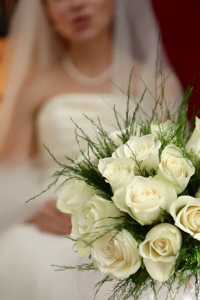 Невеста в день свадьбы — стоковое фото