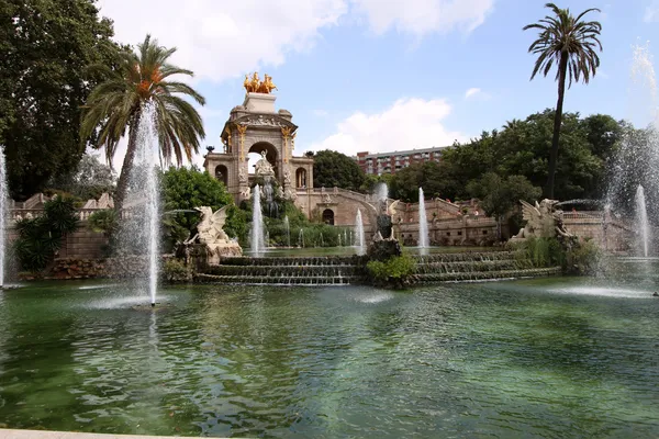 Springvand i Parc De la Ciutadella i Barcelona, Spanien - Stock-foto