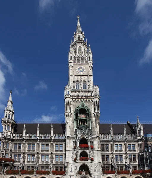 Nova Câmara Municipal (Neues Rathaus) em Munique — Fotografia de Stock