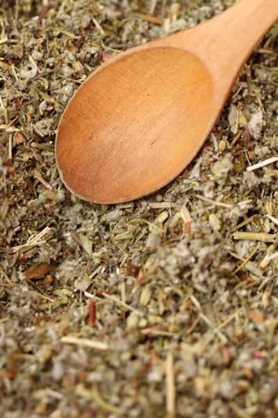 Té y cuchara de madera —  Fotos de Stock