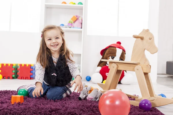Girl playing in the room — Stock Photo, Image