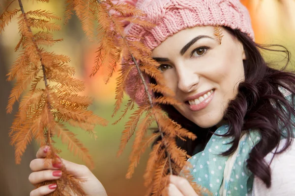 Autumn girl — Stock Photo, Image