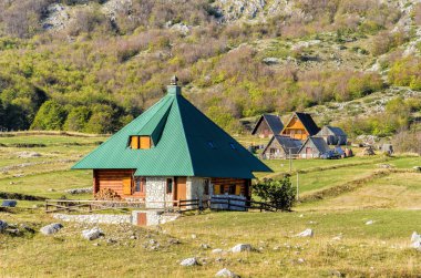dağ evi