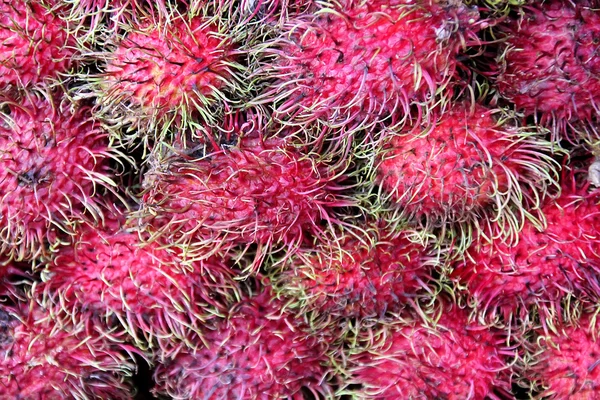 Färska rambutan frukt från thailand — Stockfoto