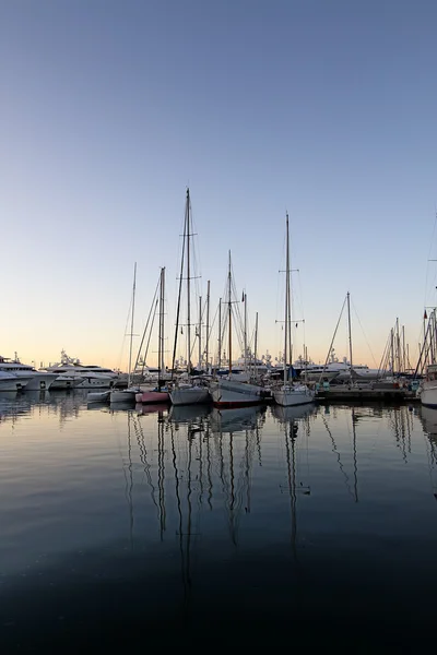 Porto di Cannes in mattinata — Foto Stock