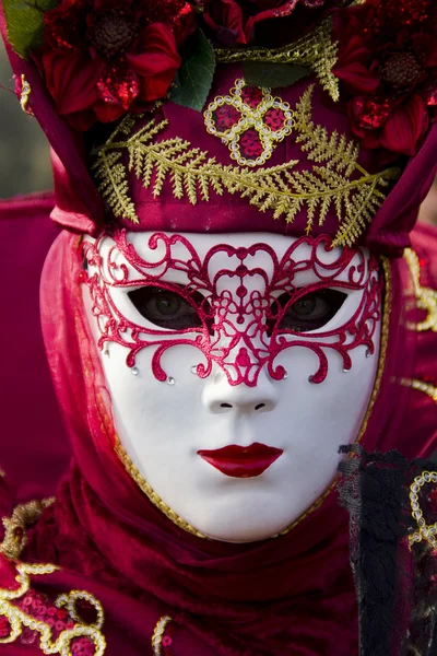 Traditionele Venetiaanse carnaval masker — Stockfoto