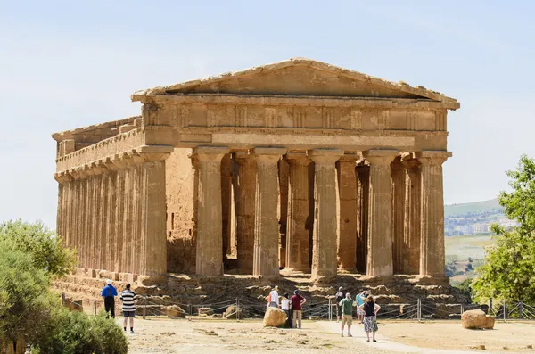 コンコルディアは、アグリジェント、シチリア島、イタリアの古代ギリシャの神殿 — ストック写真