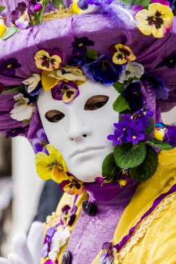 geleneksel Venedik karnaval maskesi