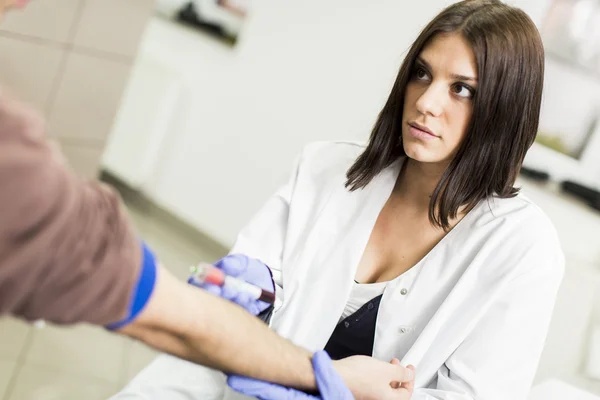 Blood sampling — Stock Photo, Image