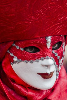 geleneksel Venedik karnaval maskesi