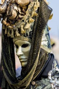 geleneksel Venedik karnaval maskesi