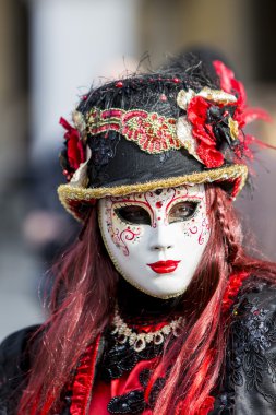 geleneksel Venedik karnaval maskesi