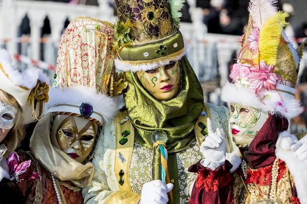 Máscaras tradicionais de carnaval veneziano — Fotografia de Stock