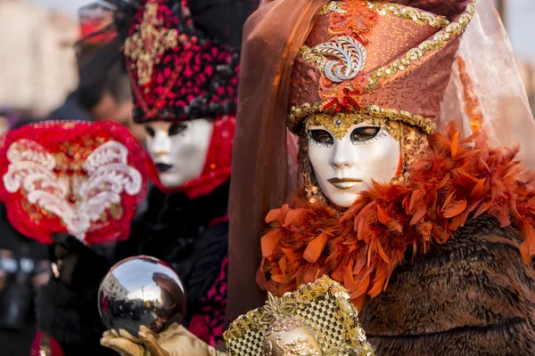 Máscaras tradicionais de carnaval veneziano — Fotografia de Stock
