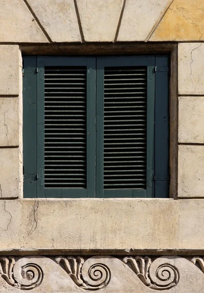Pencere Venedik, İtalya — Stok fotoğraf