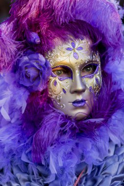 geleneksel Venedik karnaval maskesi