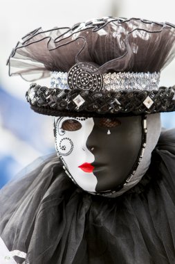 geleneksel Venedik karnaval maskesi