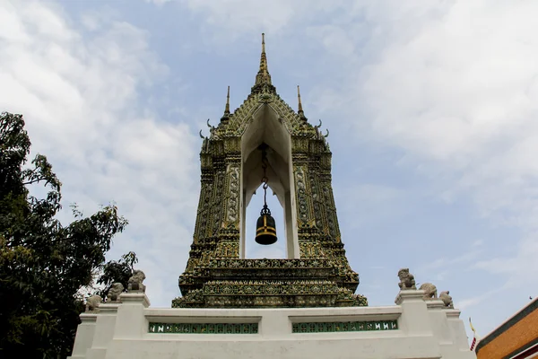 Wat Pho (Temple of the Reclining Buddha) in Bangkok — Stock Photo, Image