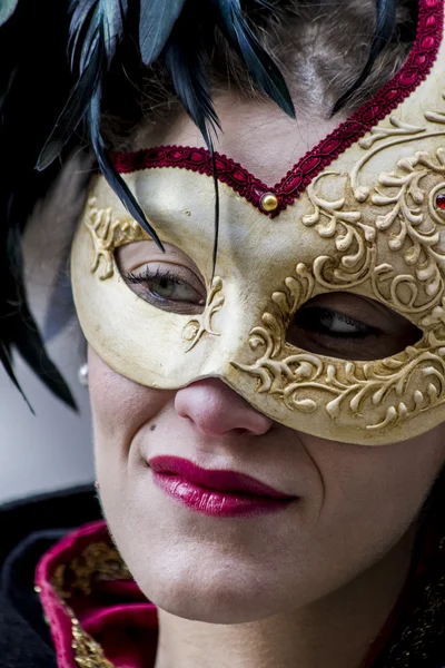 Máscara tradicional de carnaval veneziano — Fotografia de Stock