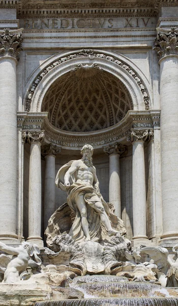 Trevi fuente en roma, italia — Foto de Stock