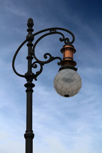 Straßenlaterne — Stockfoto