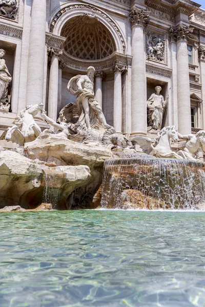 Trevi Fountain Roma, İtalya 'da — Stok fotoğraf