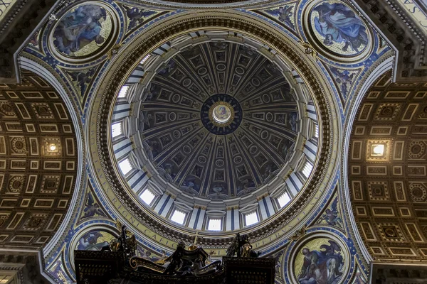 Catedral de São Pedro no Vaticano — Fotografia de Stock