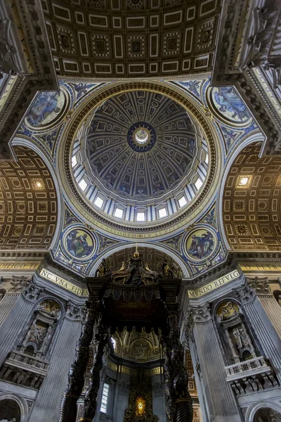 Sint-Pieterskathedraal in Vaticaan — Stockfoto