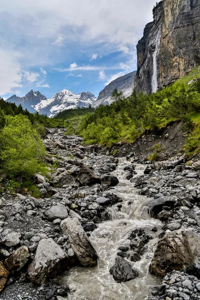 Corrente di montagna — Foto Stock