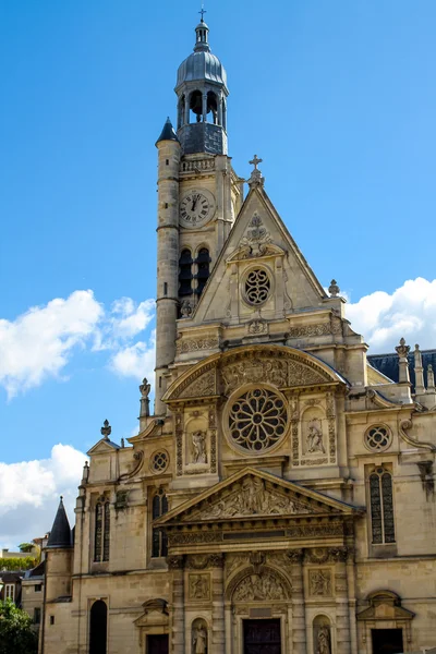 Церковь Сент-Этьен-дю-Мон в Париже, Франция — стоковое фото