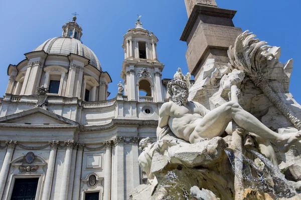 Fontana dei Quattro Fiumi en Piazza Navona, Roma — Foto de Stock