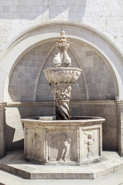 Fuente de Onofrio en Dubrovnik, Croacia —  Fotos de Stock