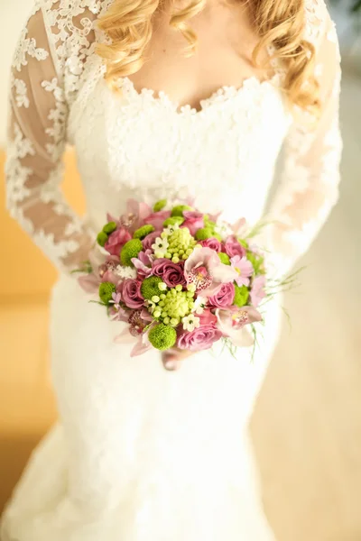 The bride — Stock Photo, Image