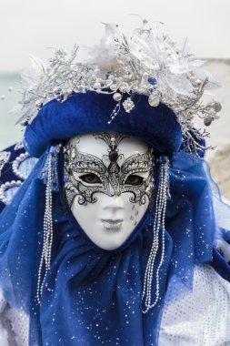 Venedik karnaval maskesi