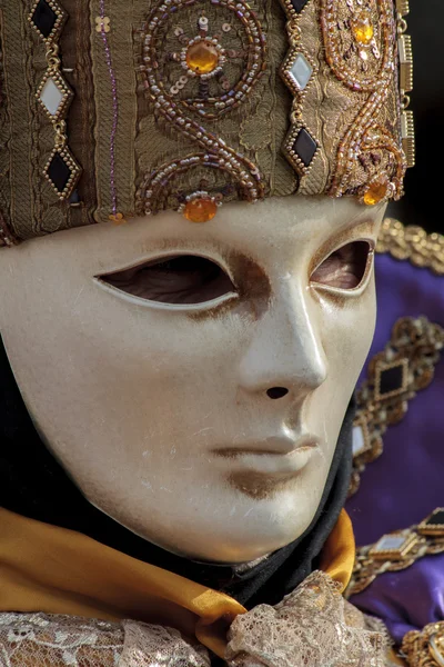 Traditional venetian carnival mask — Stock Photo, Image