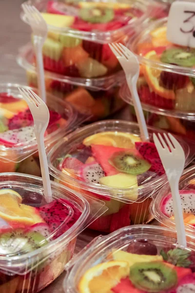 Frutta fresca sul mercato — Foto Stock