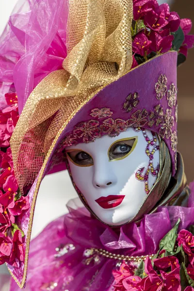 Máscara tradicional de carnaval veneziano — Fotografia de Stock