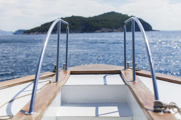 Boat at Adriatic sea — Stock Photo, Image