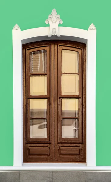 Старое окно из Тенерифе, Испания — стоковое фото
