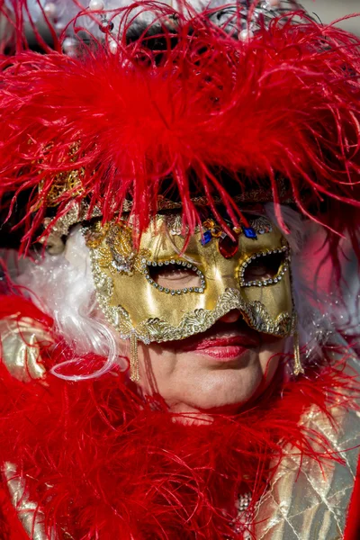 Máscara de carnaval veneciana tradicional —  Fotos de Stock