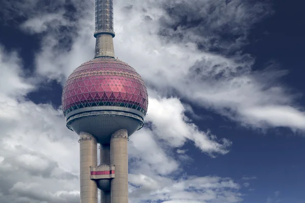 Orientalna perłowa wieża w Szanghaju — Zdjęcie stockowe