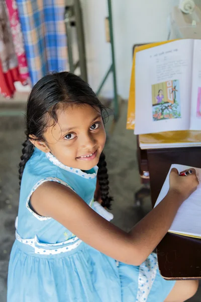 Sri Lankalı kız öğrenci — Stok fotoğraf