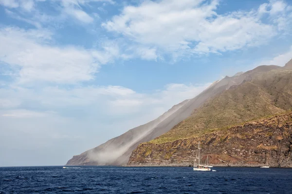 Stromboli vulkán Olaszországban — Stock Fotó