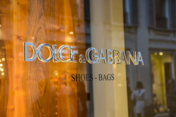 Dolce & gabbana butik i Milano — Stockfoto