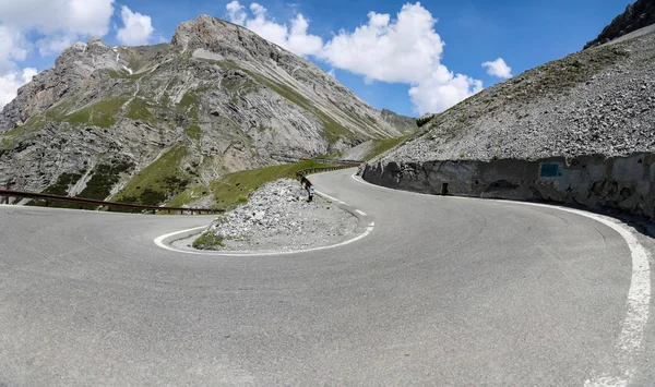 Stelvio passa nos Alpes — Fotografia de Stock