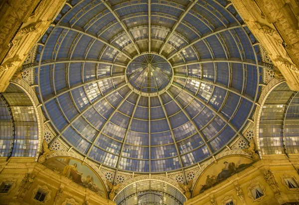 Galleria Vittorio Emanuele II en Milán —  Fotos de Stock