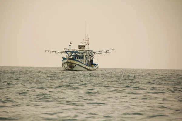 Navire de pêche — Photo