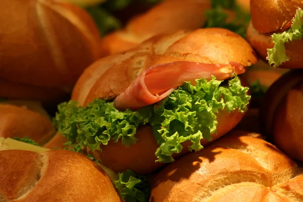 Вкусные бутерброды — стоковое фото